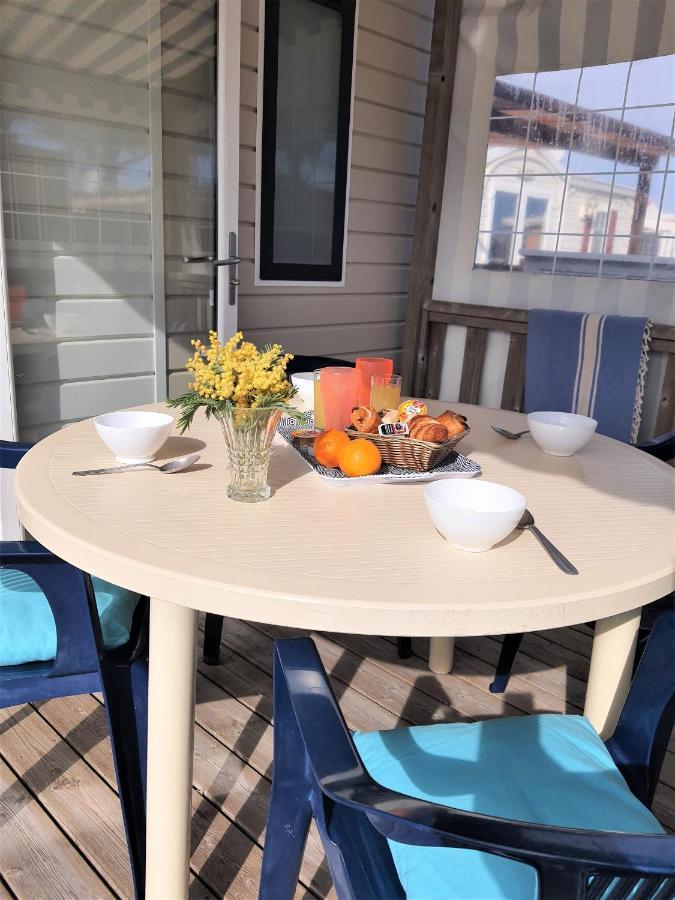 Camping Le Clos Des Pins Hotel Saint-Hilaire-de-Riez Exterior photo